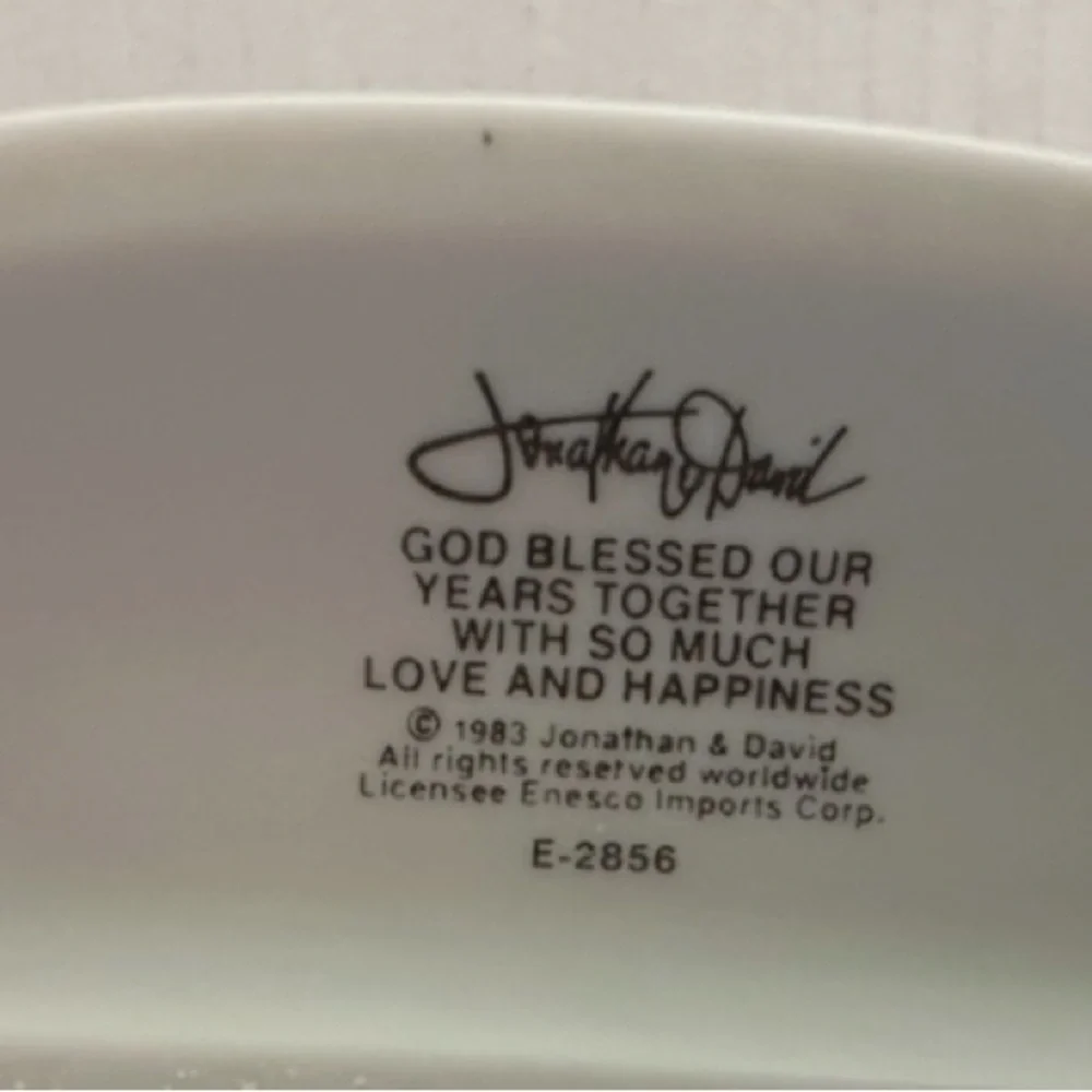 Precious Moments 10th Anniversary Cake Topper - Cream and Pink - Picture 4 of 16